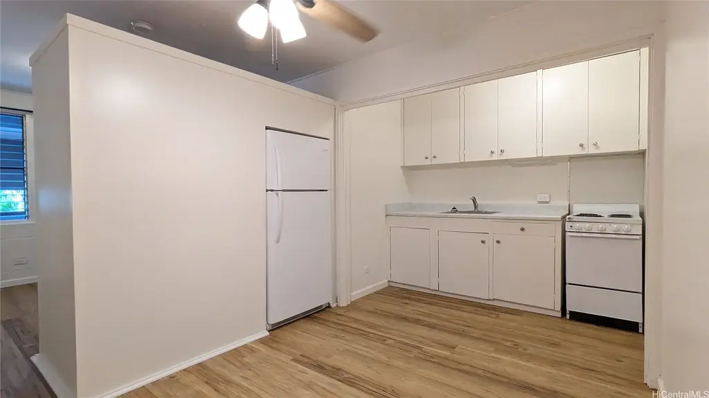 660 Kailua Road, Kailua