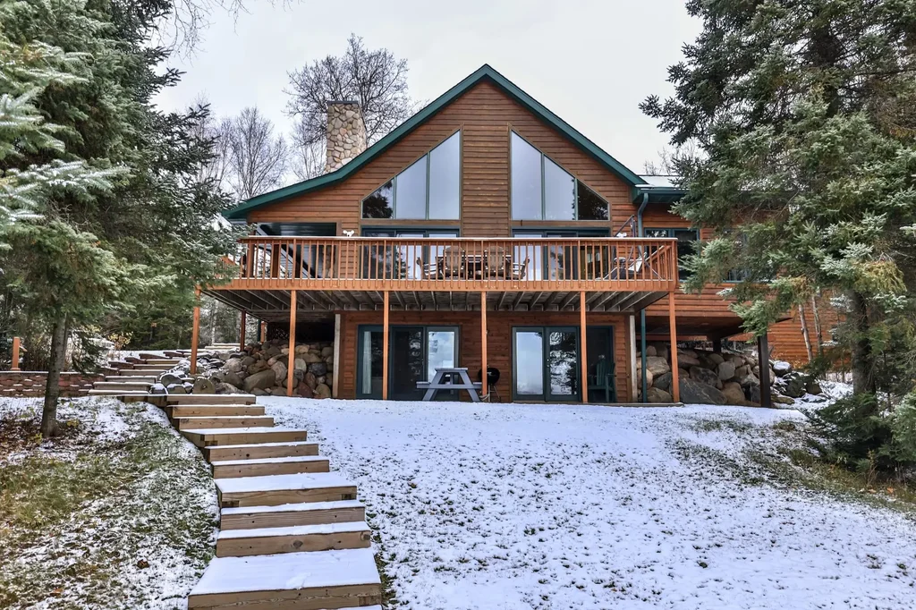 8038 Frontier Rd, Presque Isle