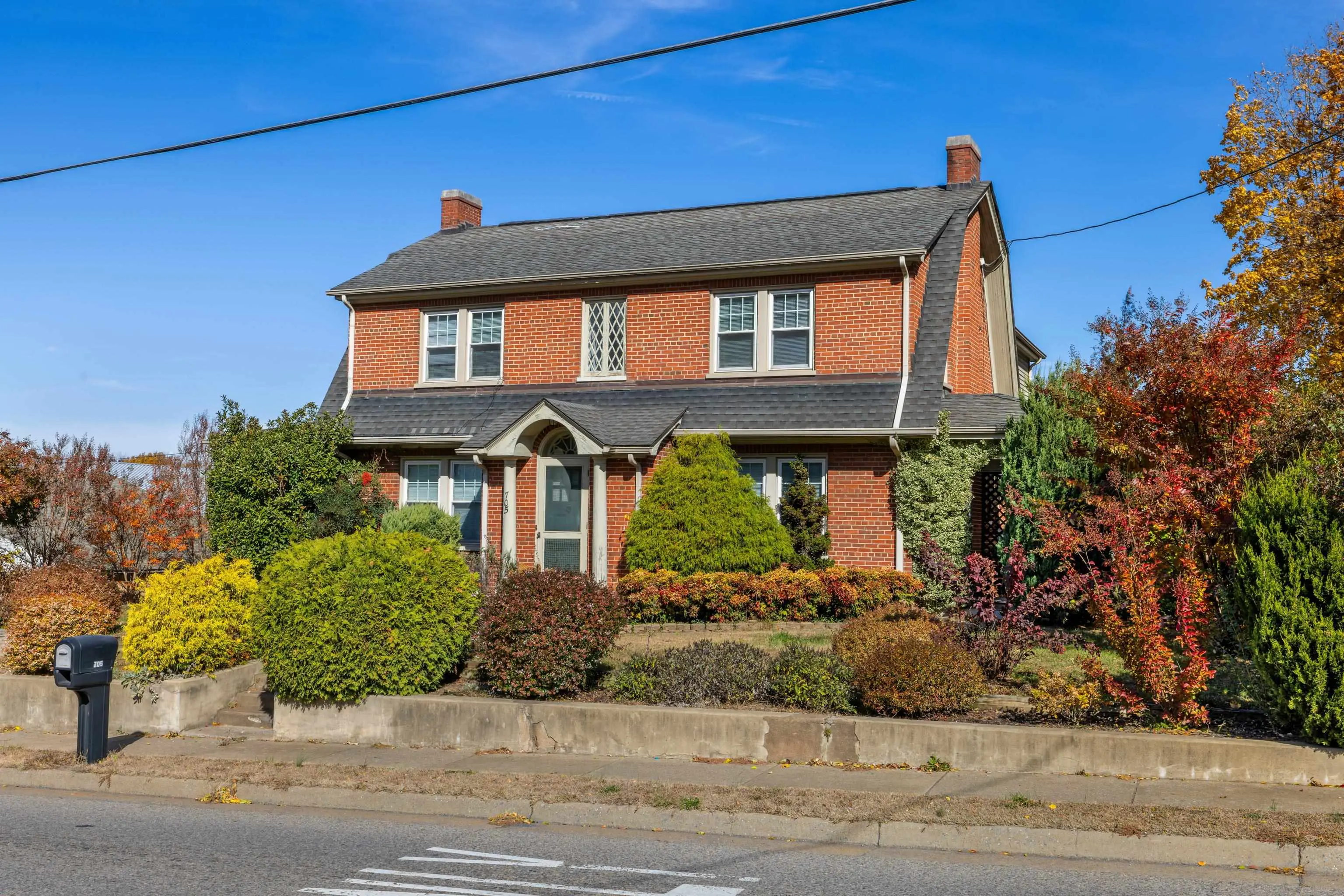 705 Richmond Ave, Staunton