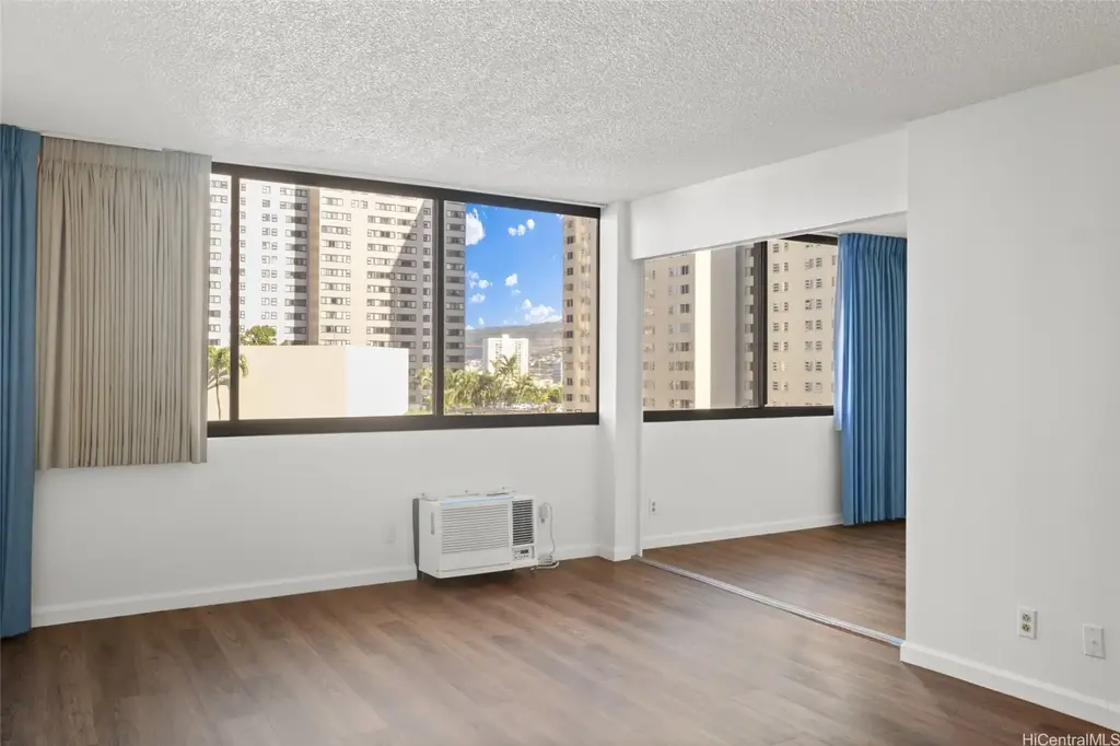 1255 Nuuanu Avenue # E912, Honolulu
