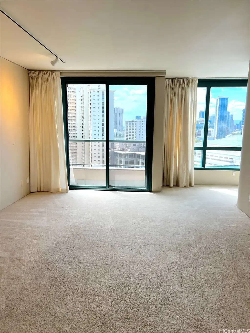 1888 Kalakaua Avenue # 2203, Honolulu