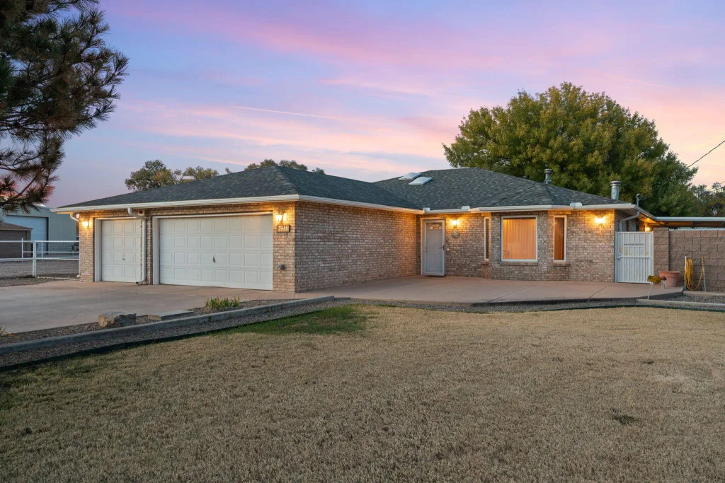 2233 Julie Avenue Sw, Albuquerque