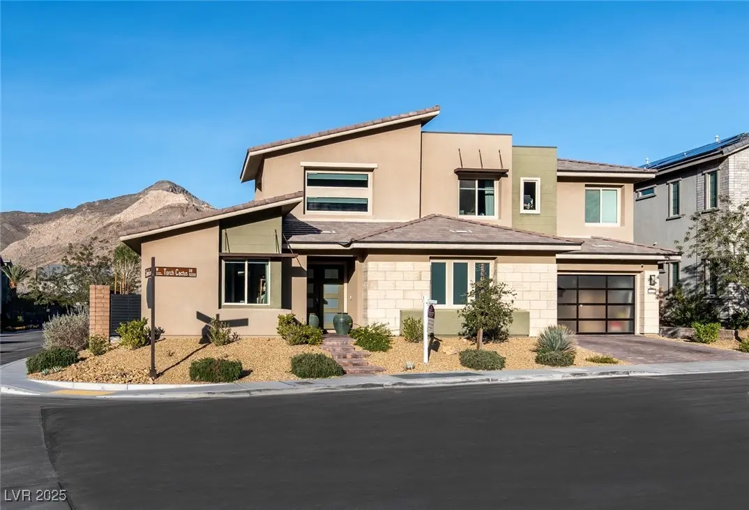 Photo of Listing #2734758