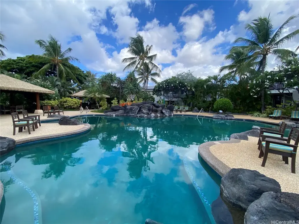 92-1037 Koio Drive # M1-1, Kapolei