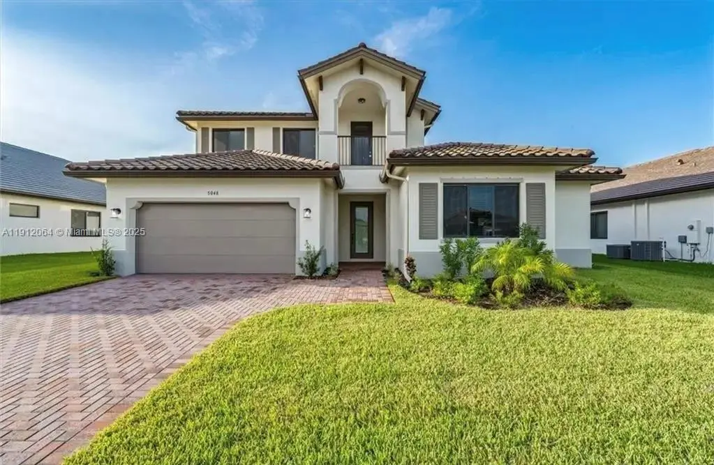 Photo of Listing #A11912064