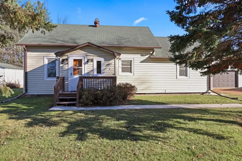 6976 Winkler Rd, Three Lakes