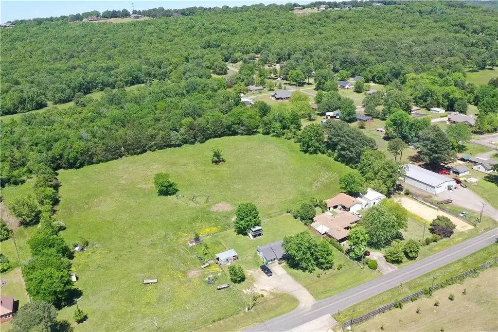 206 Bradley Cove Road, Russellville