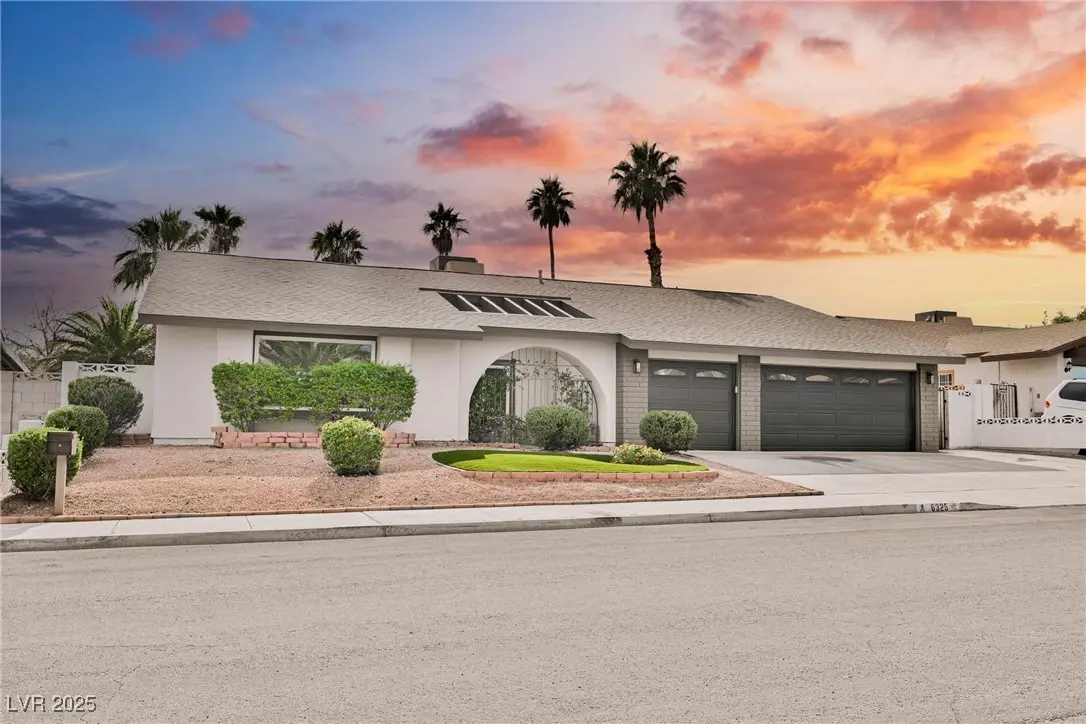 Photo of Listing #2734704