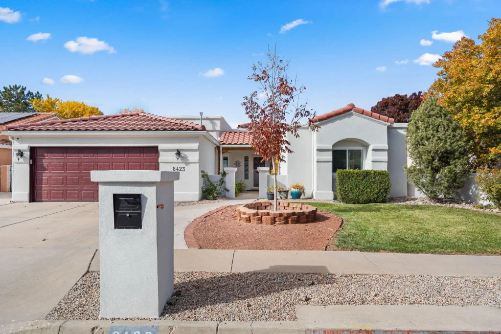 8423 Mendocino Drive Ne, Albuquerque