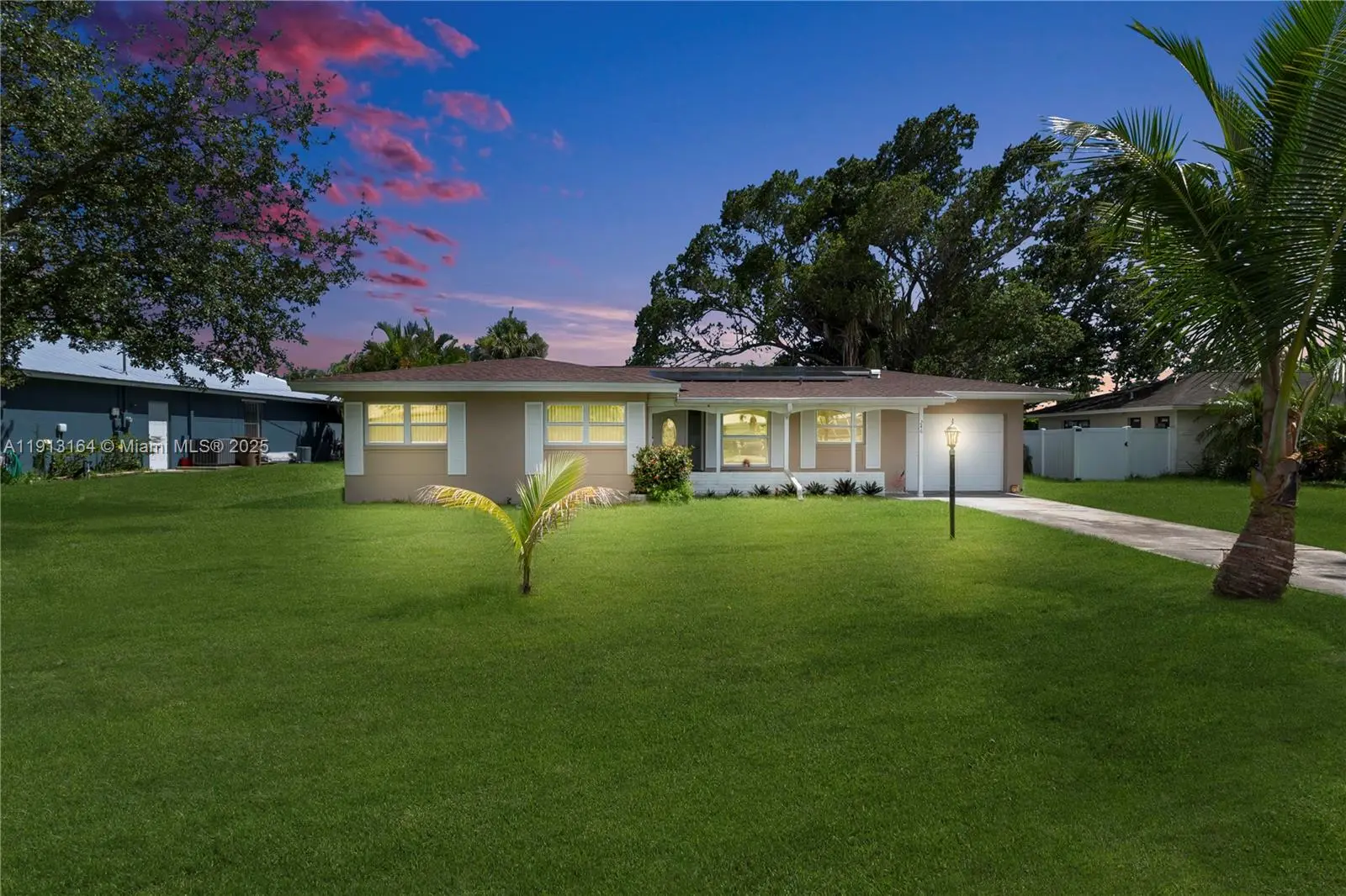 Photo of Listing #A11913164