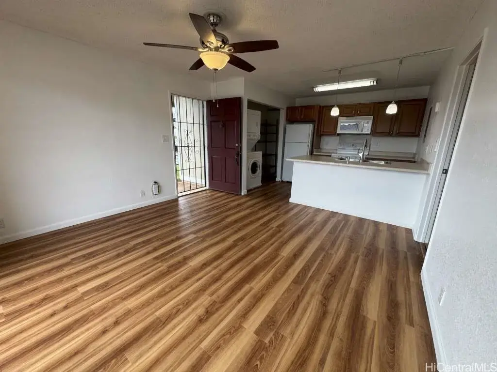 94-724 Paaono Street # Y1, Waipahu
