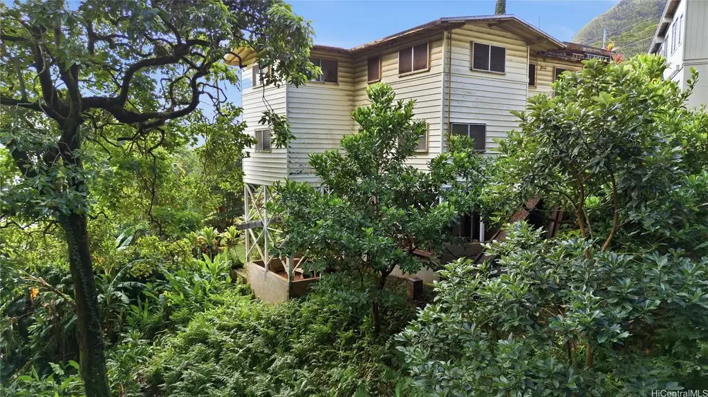 3787 Kumulani Place, Honolulu