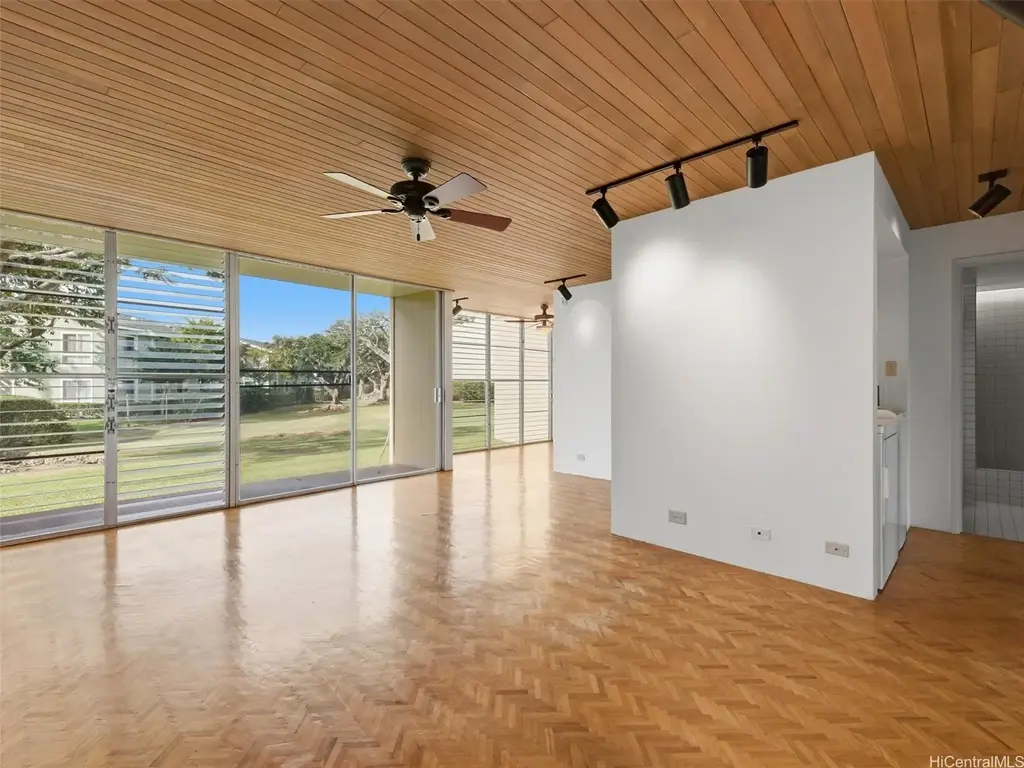 94-347 Hokuahiahi Street # 118, Mililani