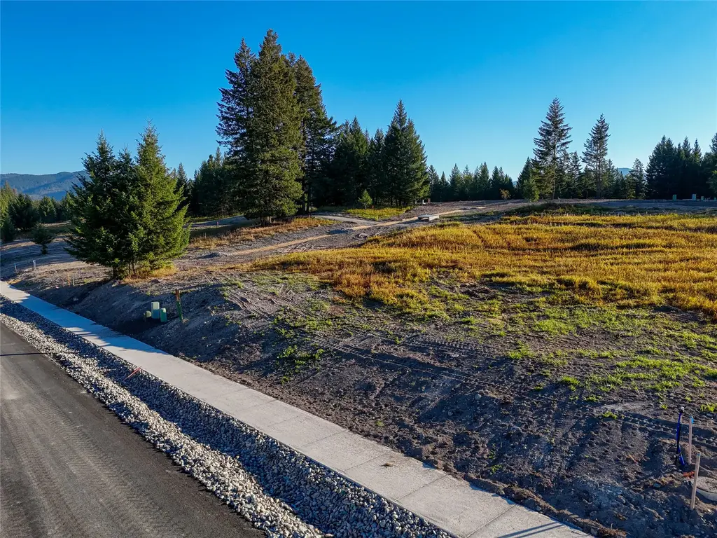 510 Gleneagles Trail, Columbia Falls