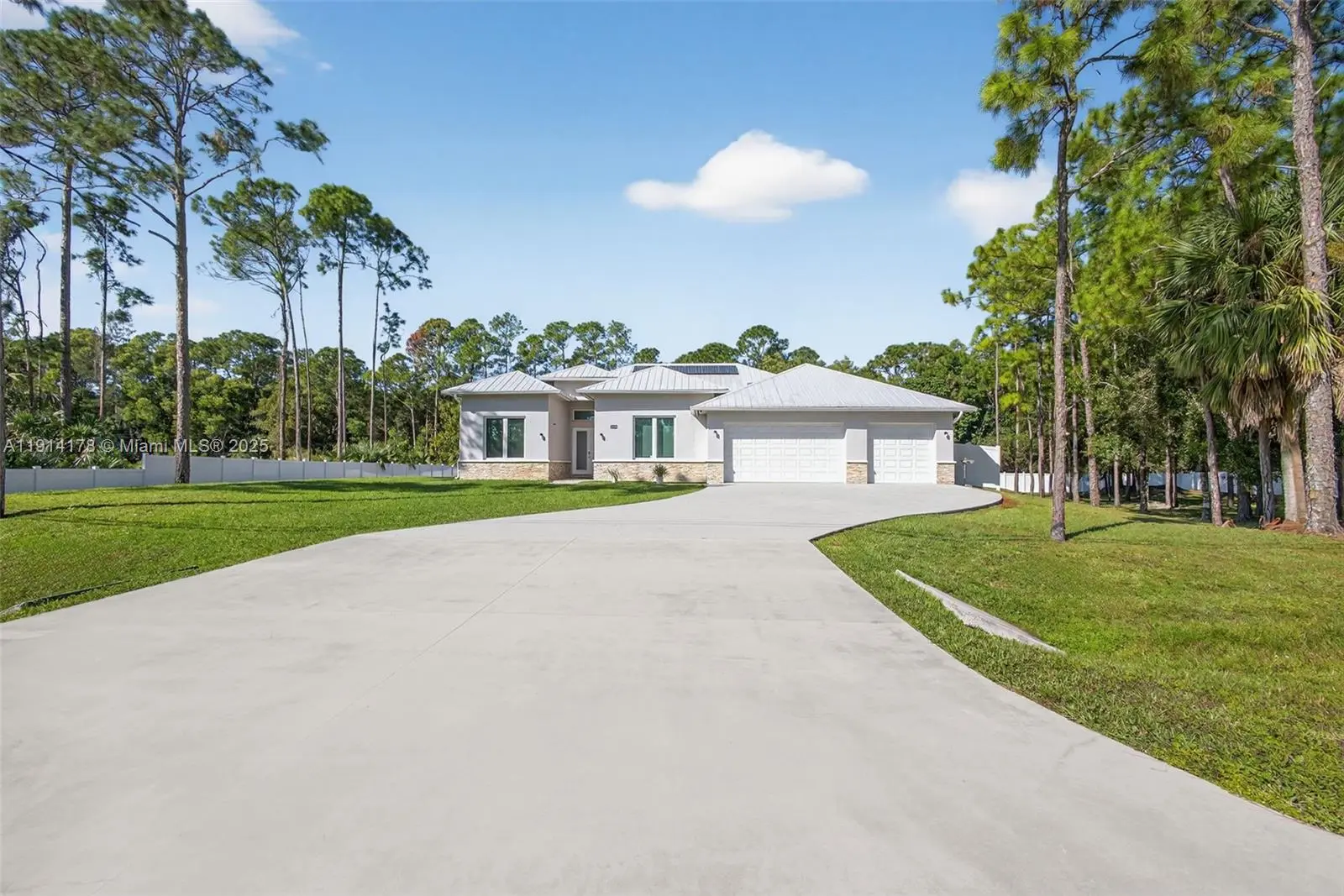 Photo of Listing #A11914178