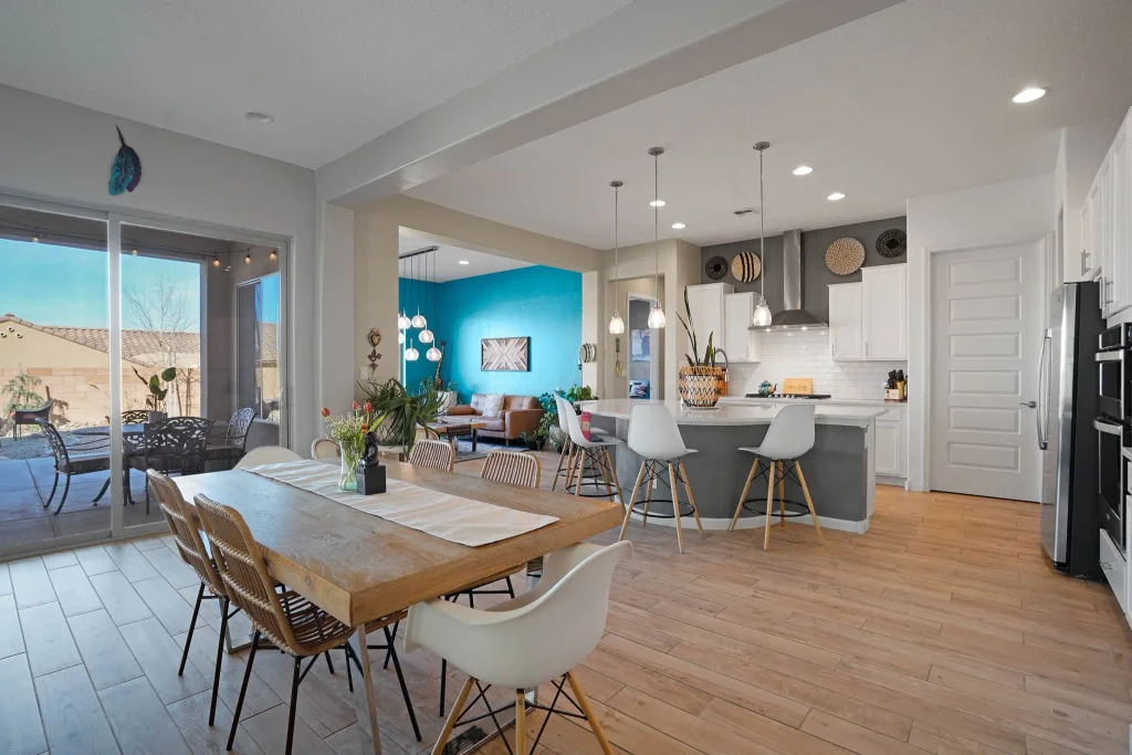 4384 Dia Nublado, Santa Fe