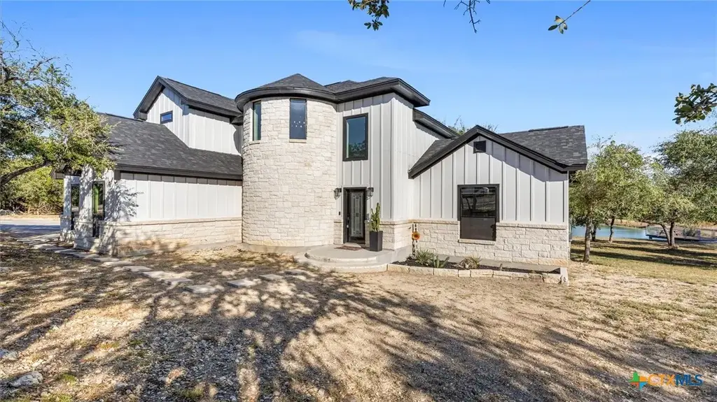 411 Cielo Vista, Canyon Lake