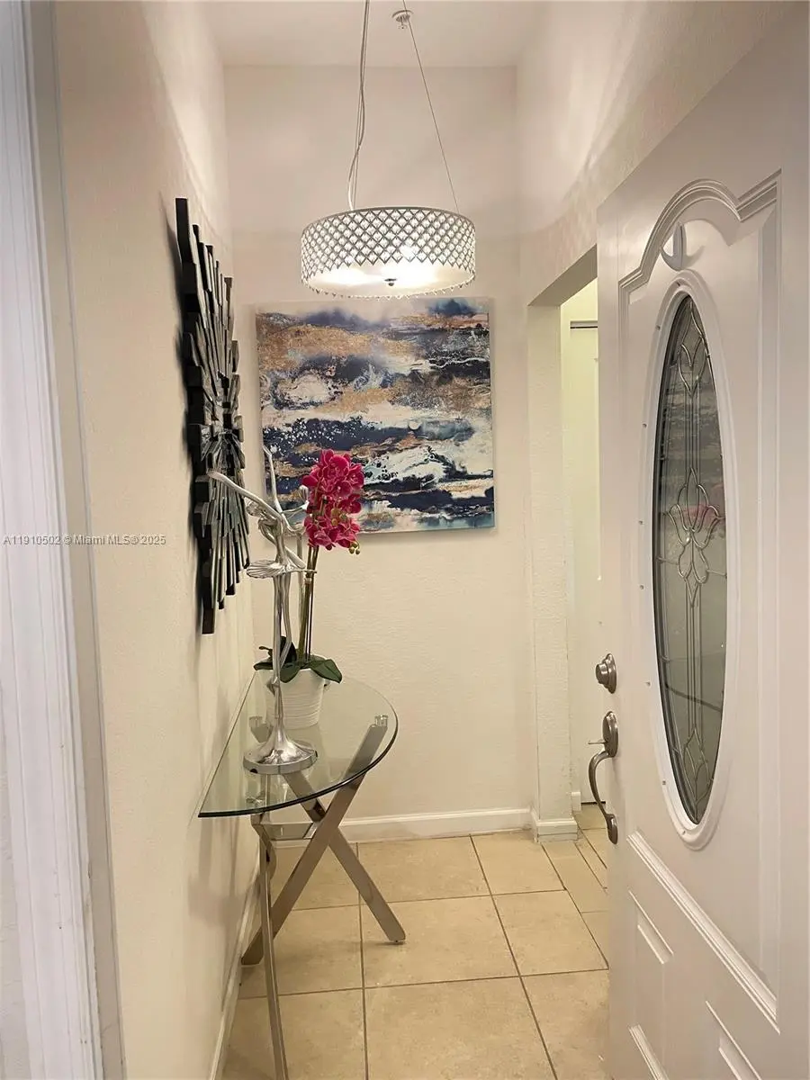 Photo of Listing #A11910502