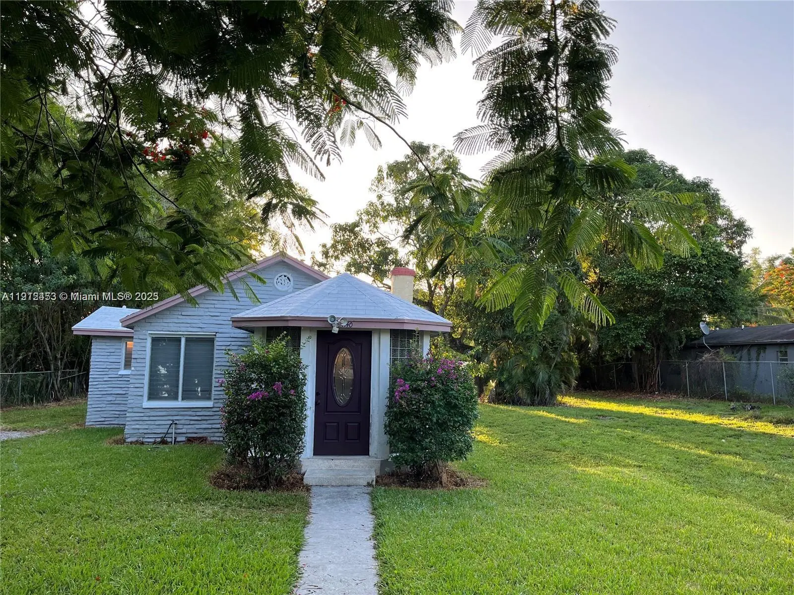 Photo of Listing #A11912453