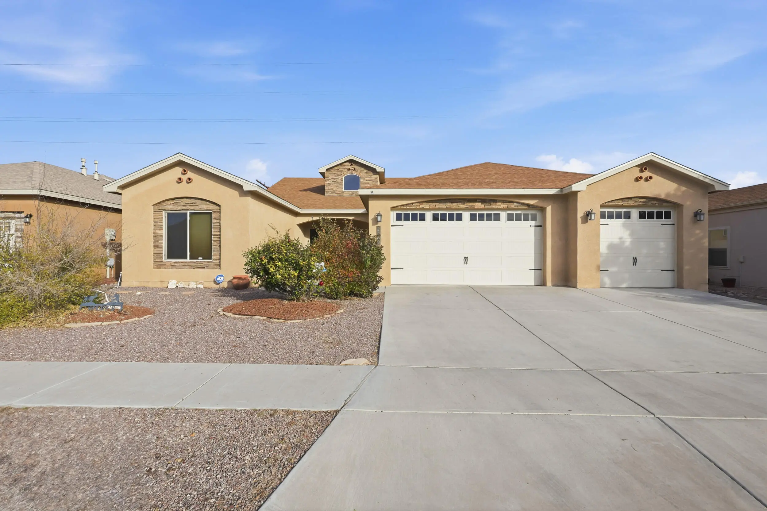 2560 Firewheel Avenue Sw, Los Lunas