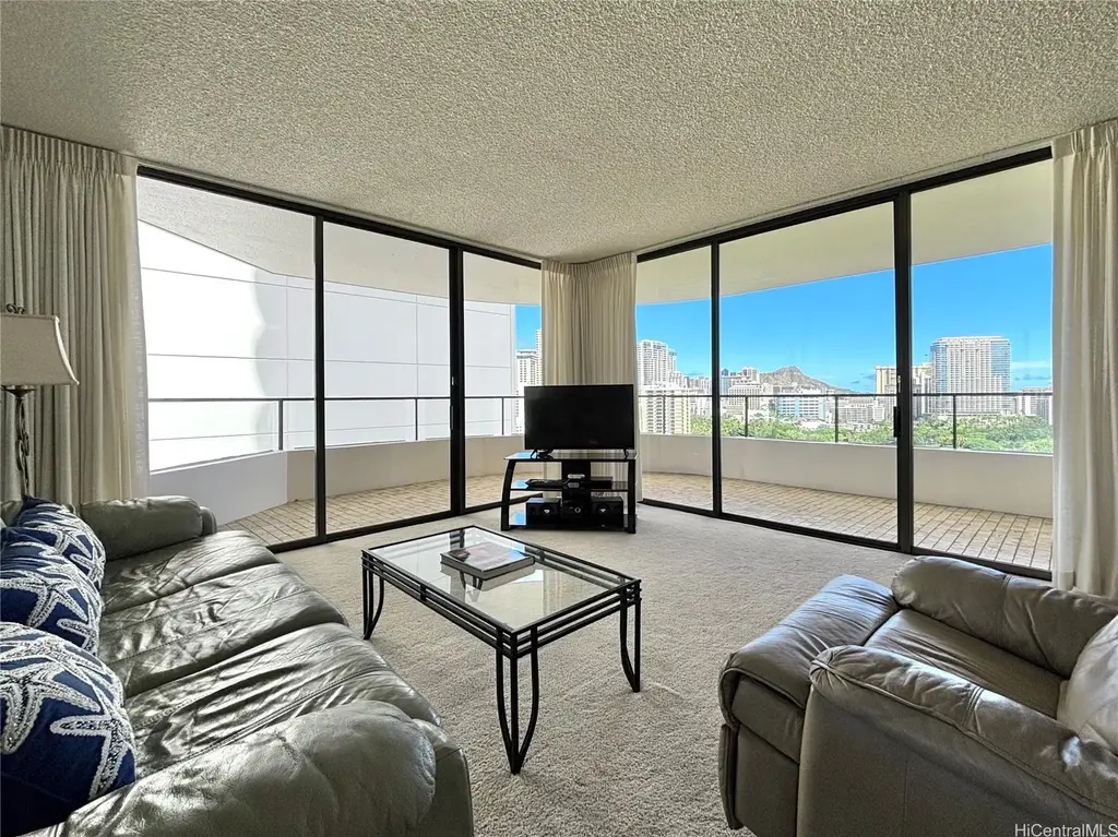 1910 Ala Moana Boulevard # 19d, Honolulu
