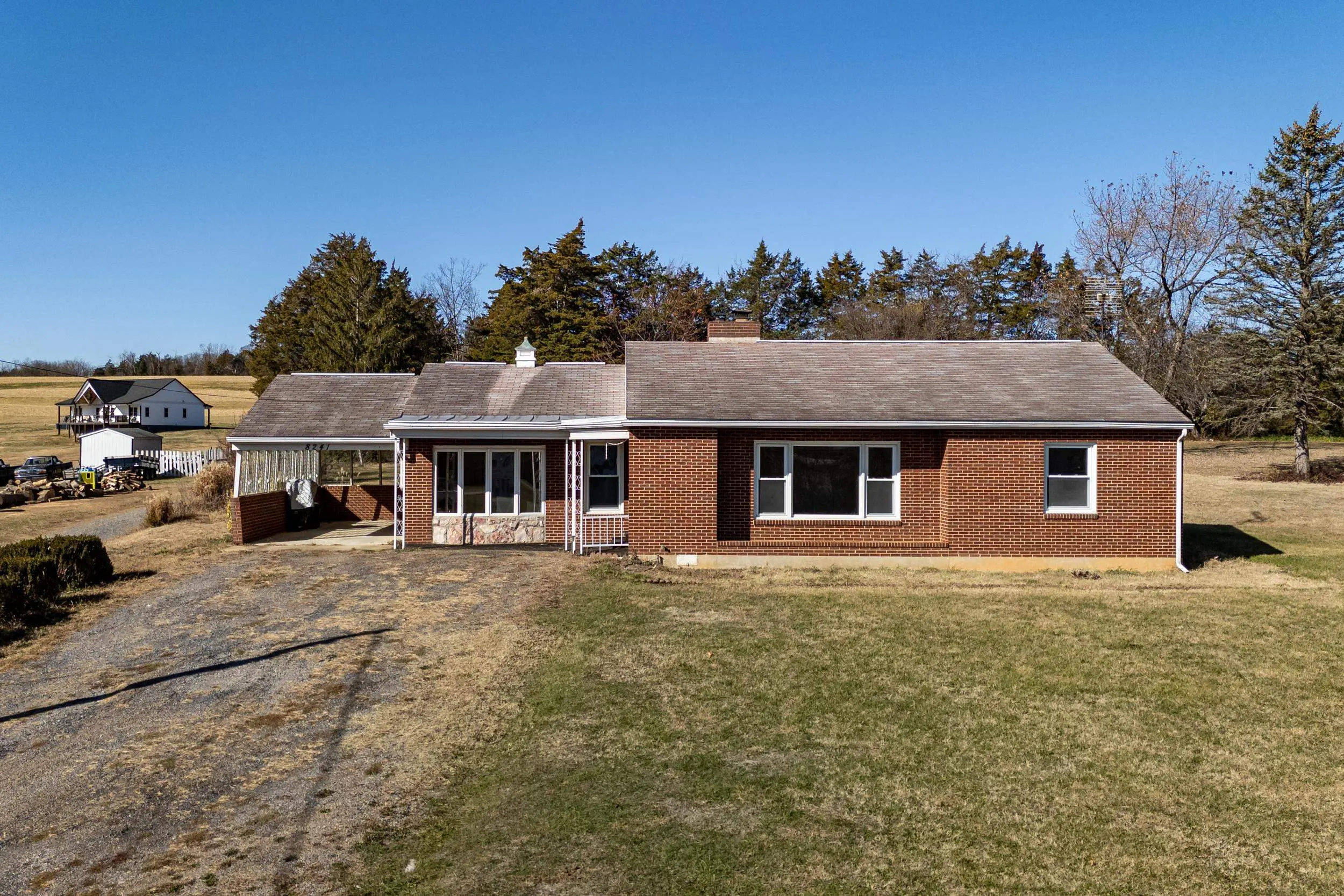 8241 North Valley Pike, Harrisonburg