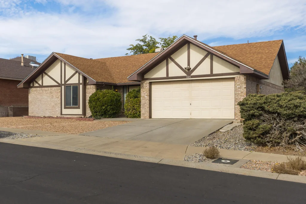 7205 Keel Avenue Nw, Albuquerque