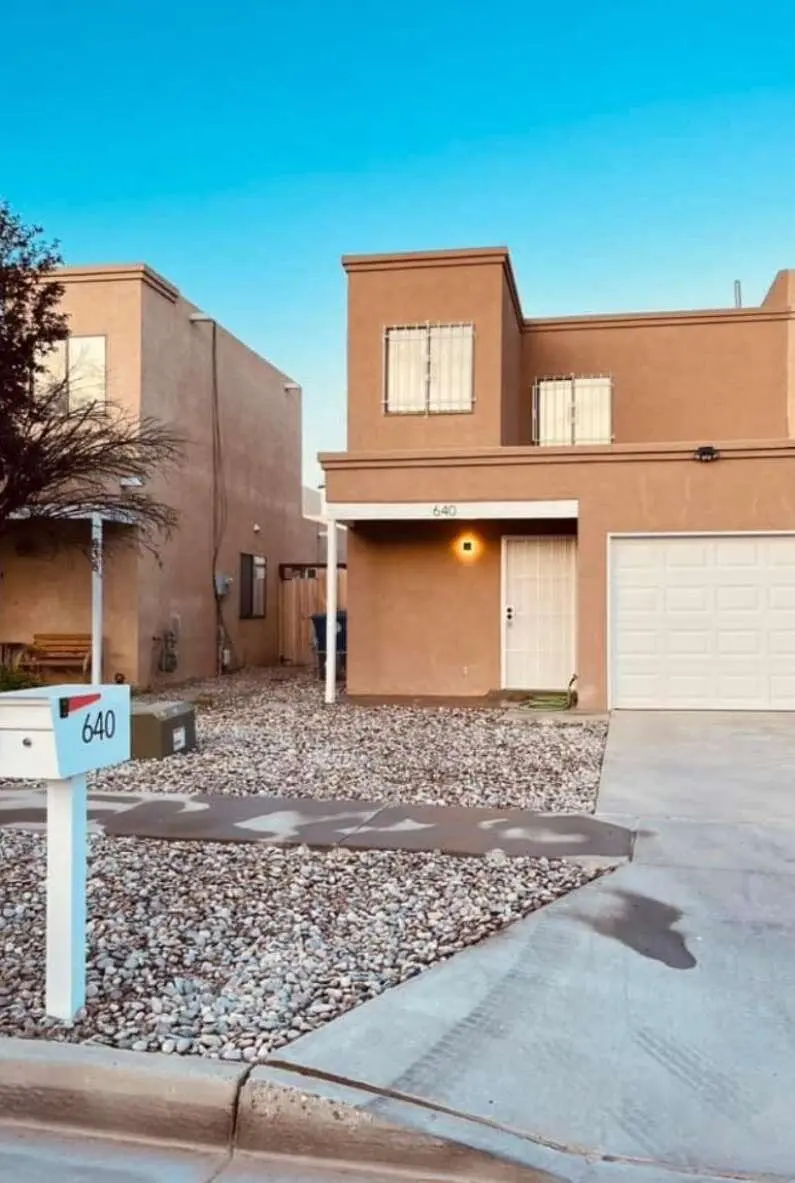 640 Bataan Drive Sw, Albuquerque