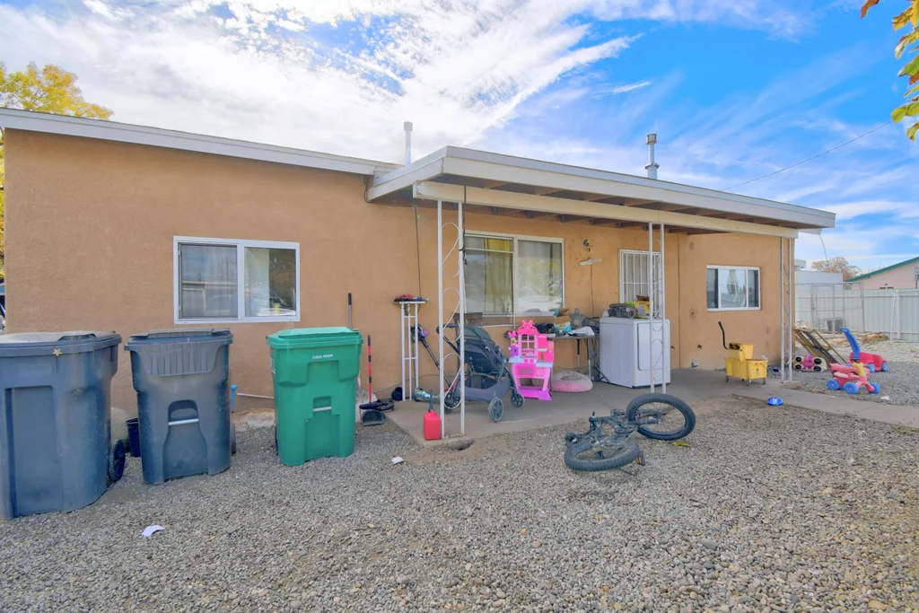 1624 Valdora Road Sw, Albuquerque