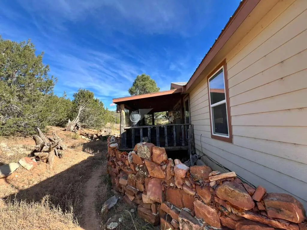 780 Red Bluff Road, Mountainair