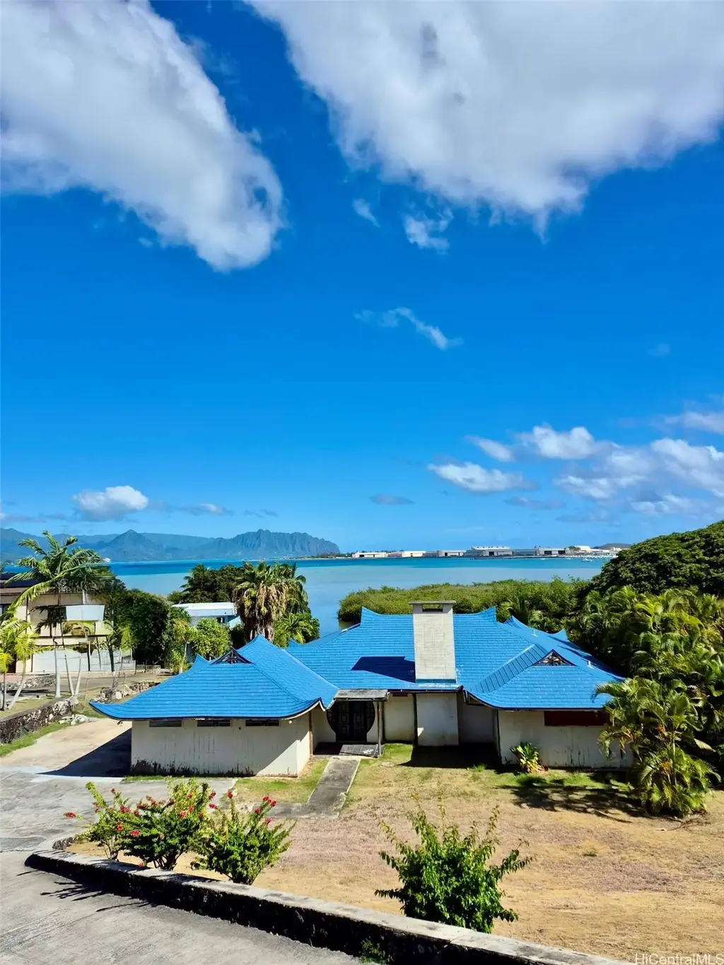 44-275 Kaneohe Bay Drive, Kaneohe