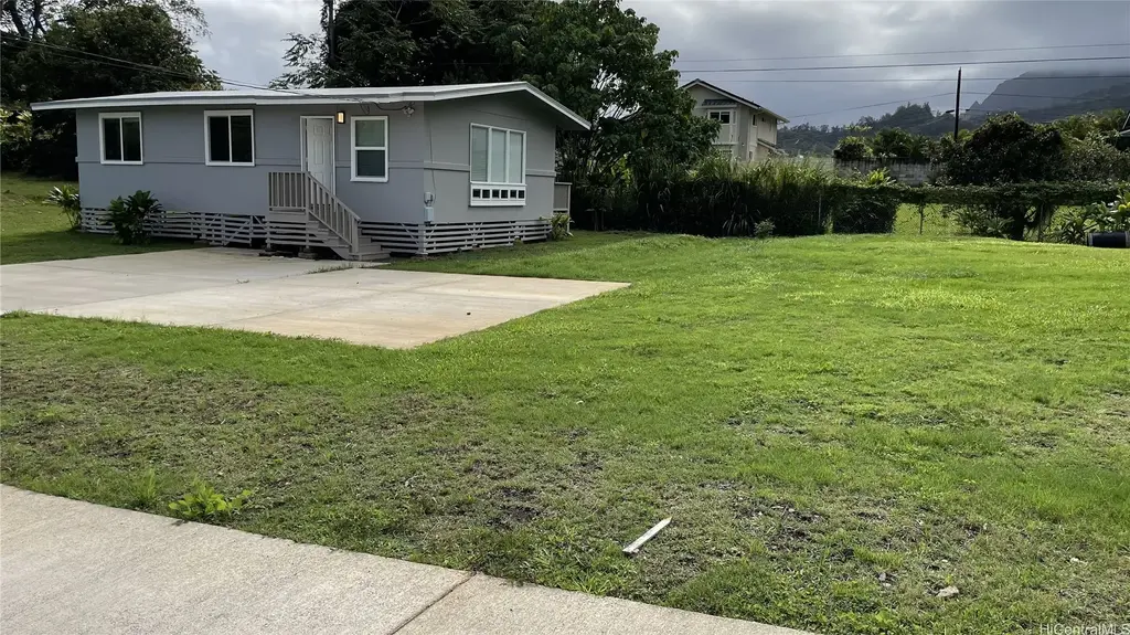 47-380 Ahuimanu Road # A, Kaneohe