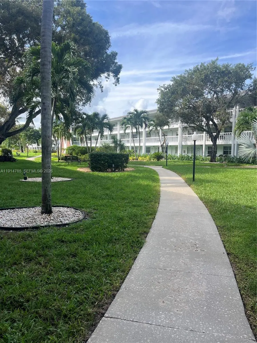 Photo of Listing #A11914785