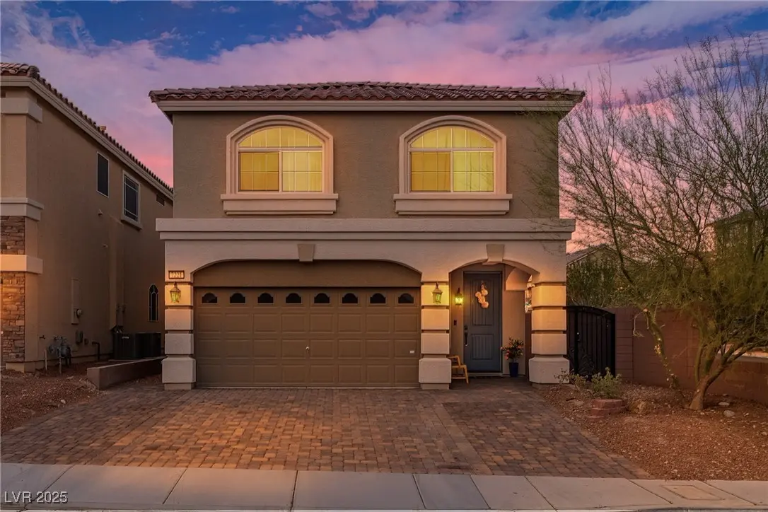 Photo of Listing #2732544