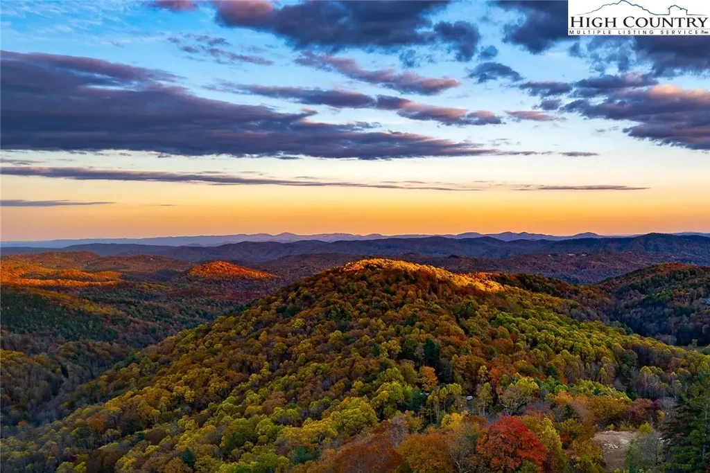 7330 Harmon Lane, Lenoir