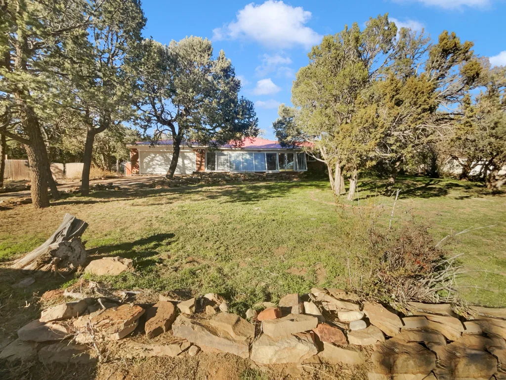 143 Sangre De Cristo, Cedar Crest