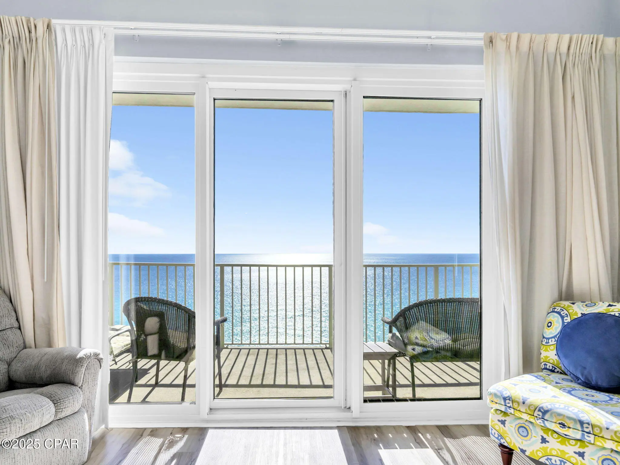 Photo of Listing #781758