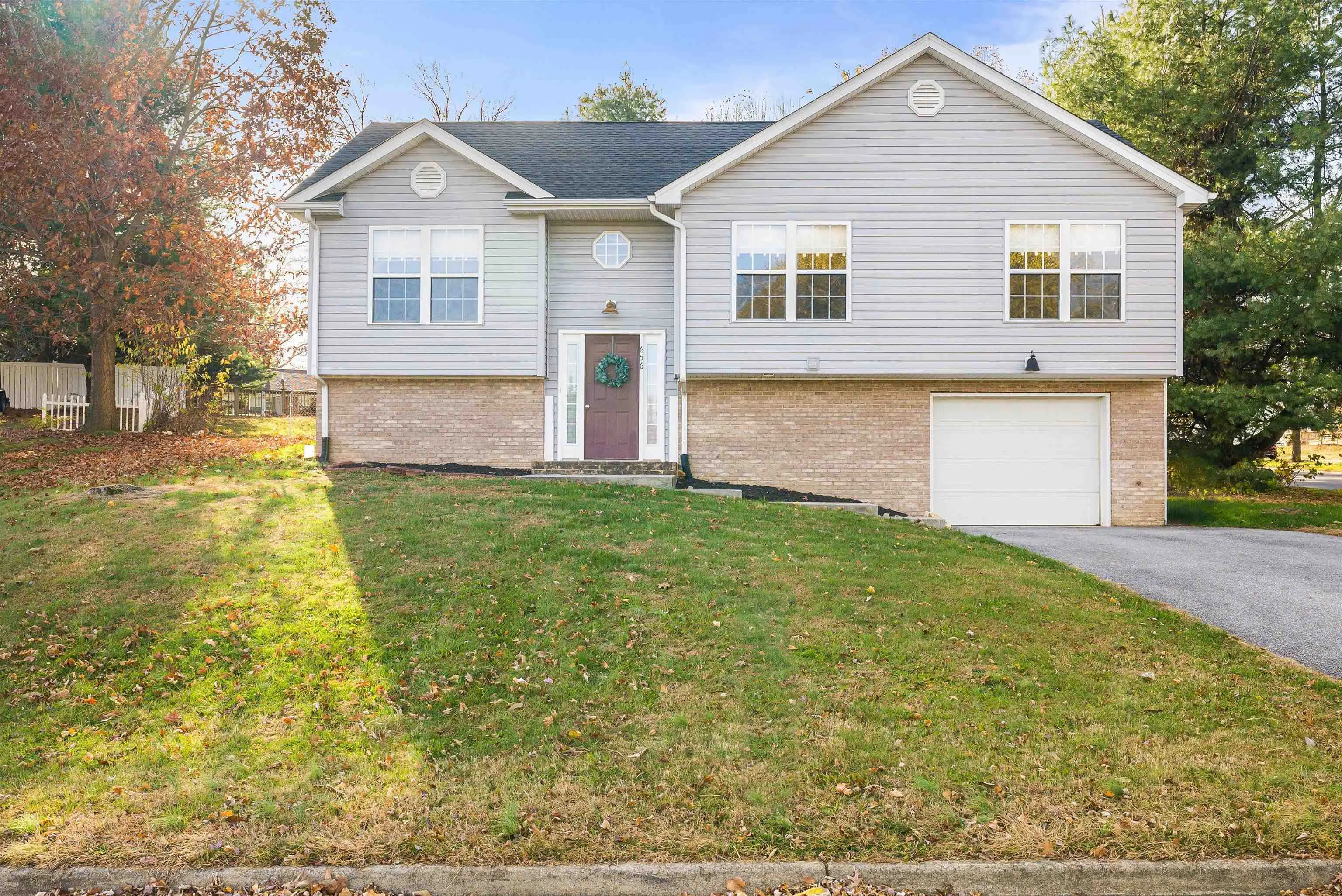 656 Edwardian Ln, Waynesboro