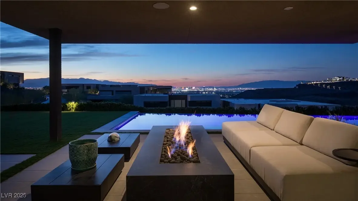 Photo of Listing #2735667