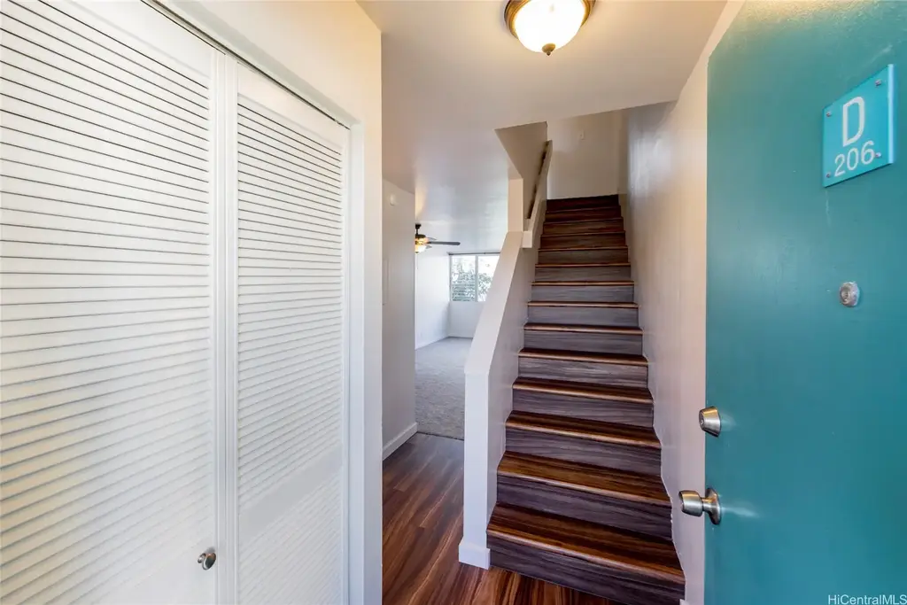 46-232 Kahuhipa Street # D206, Kaneohe