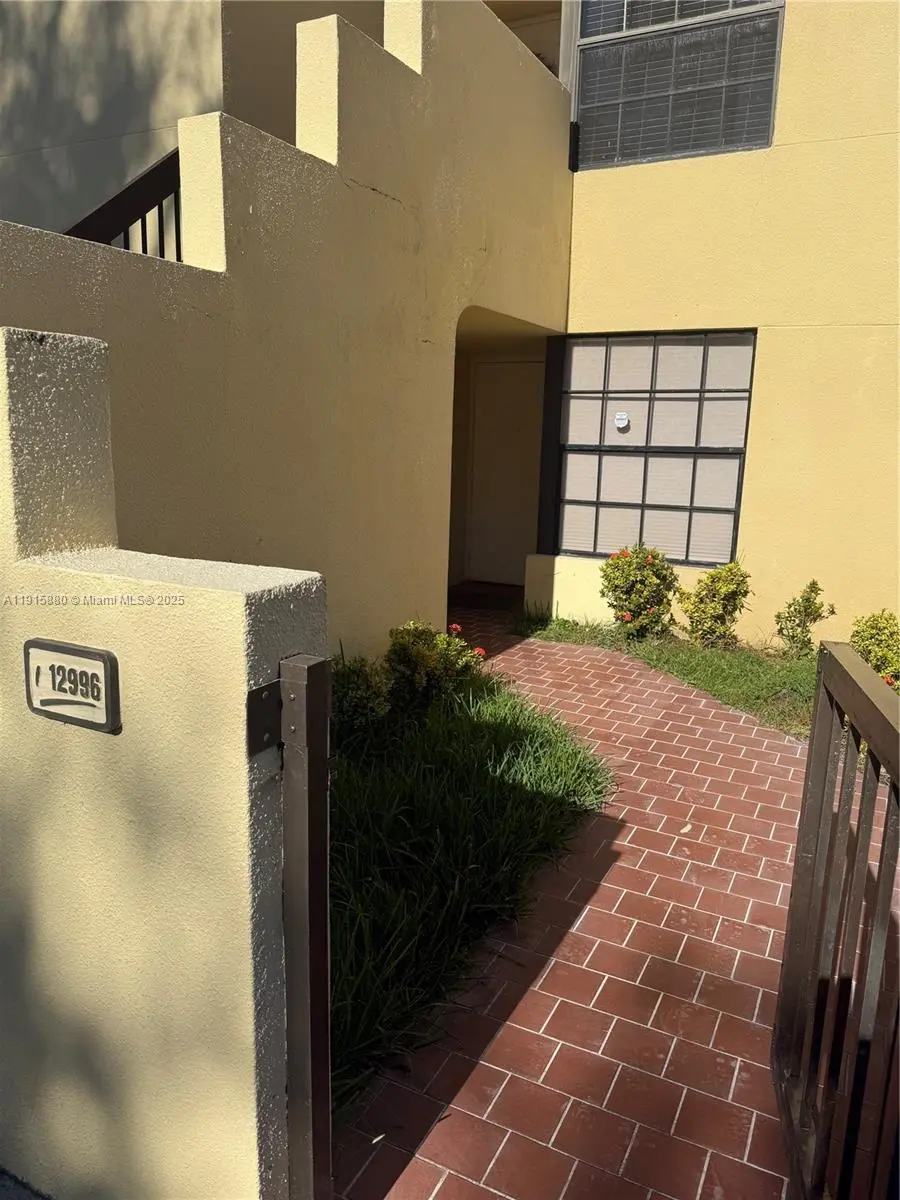 Photo of Listing #A11915880