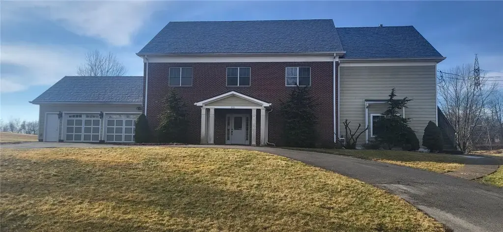 221 Felician Drive , Moon/Crescent