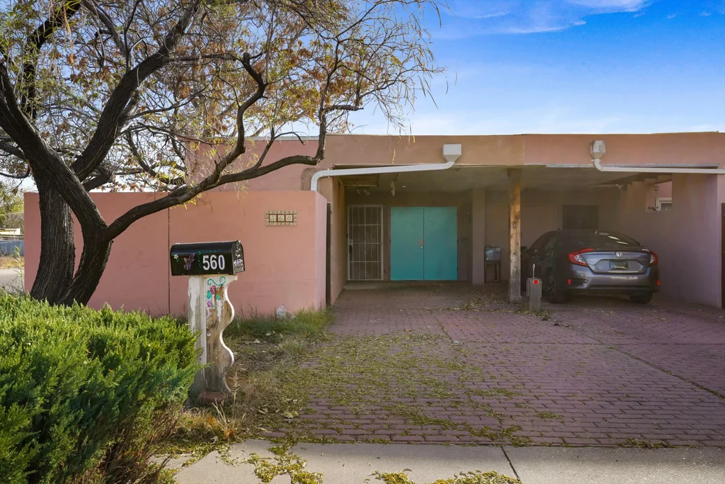 560 Aztec Road Nw, Albuquerque