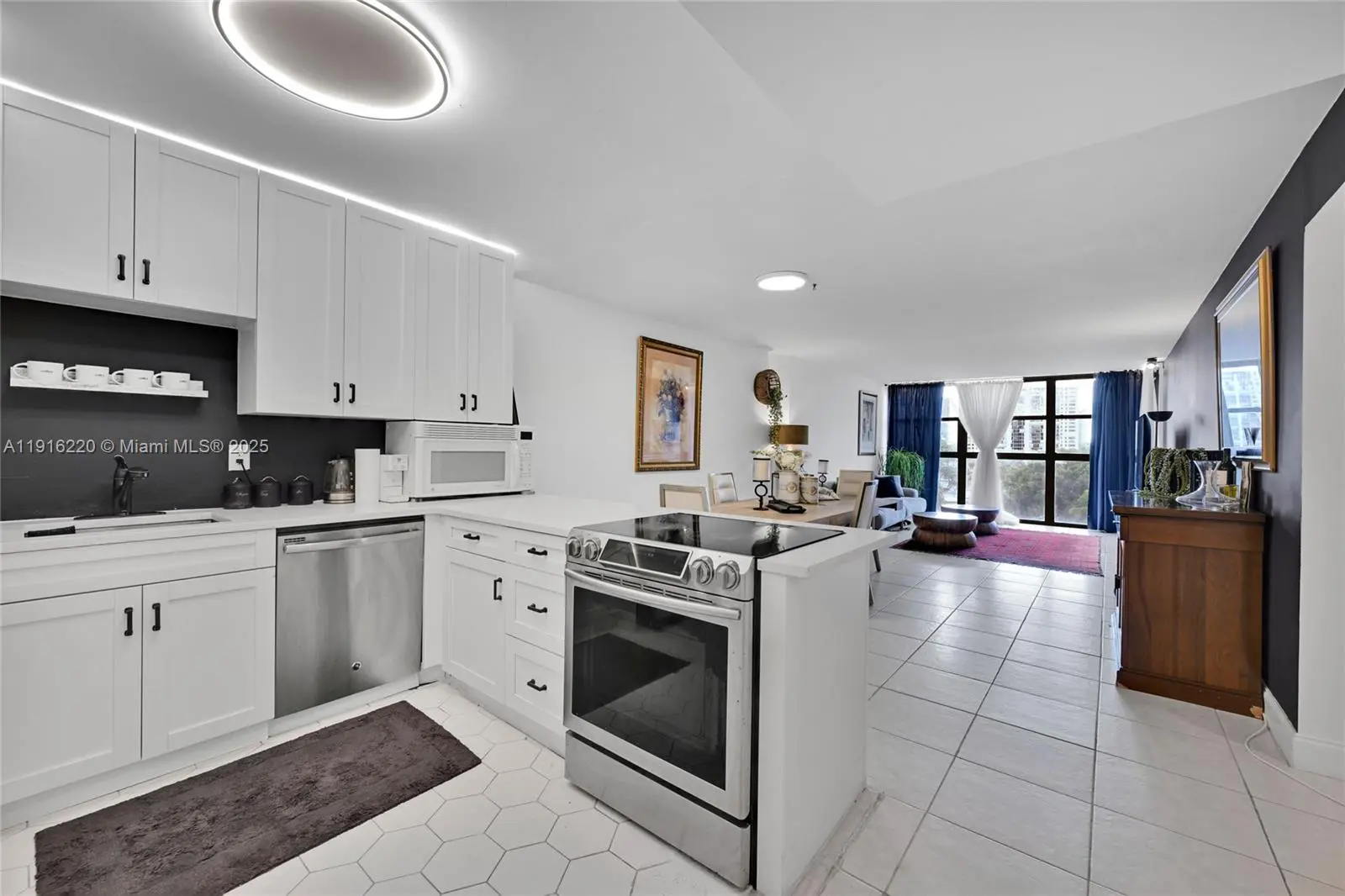 Photo of Listing #A11916220