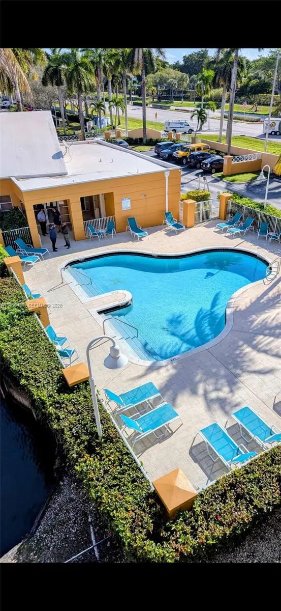 Photo of Listing #A11916490