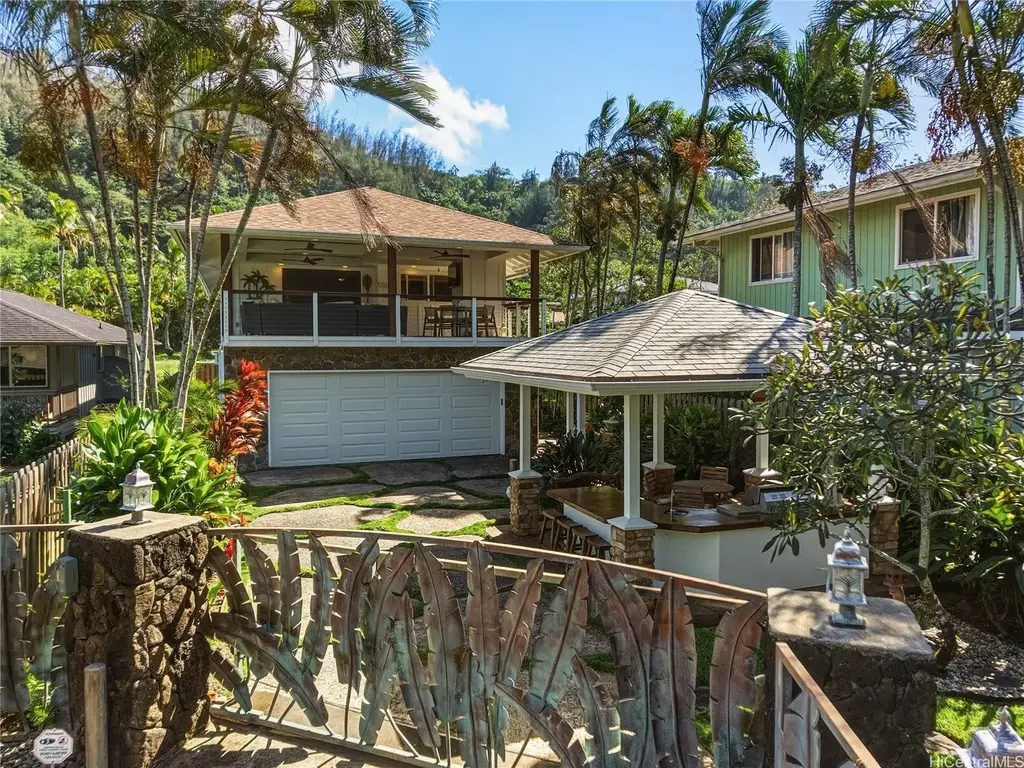 59-502 Kamehameha Highway # B, Haleiwa