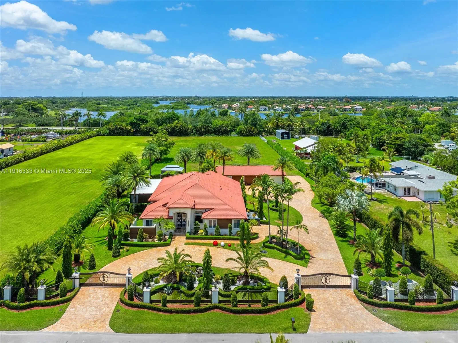 Photo of Listing #A11916333