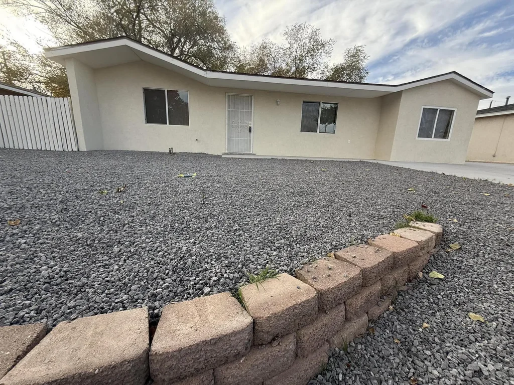 4537 W Lea Drive Sw, Albuquerque