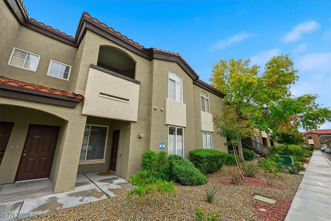 Photo of Listing #2736117