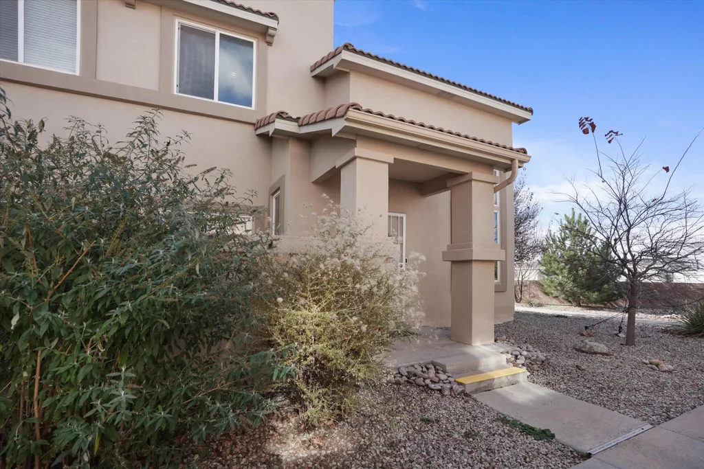 4328 Santo Domingo Street Unit A, Santa Fe